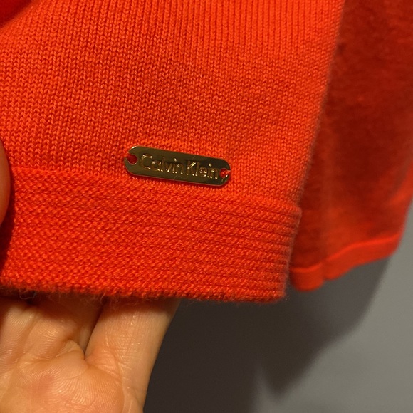 Calvin Klein Bright Coral Color Knit Sweater with Golden Zipper - Picture 6 of 7